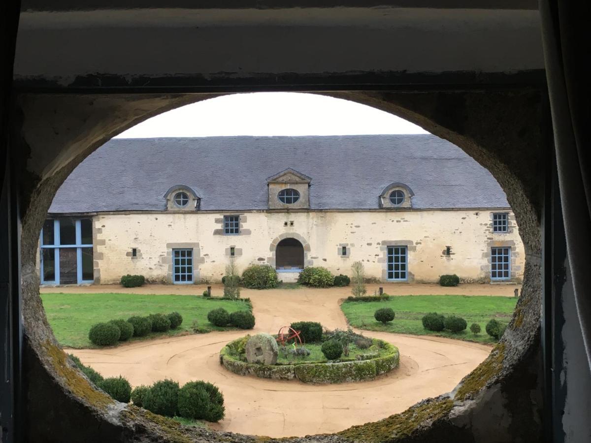 Chateau De La Chasse-Guerre Bed and Breakfast Hardanges Exterior foto